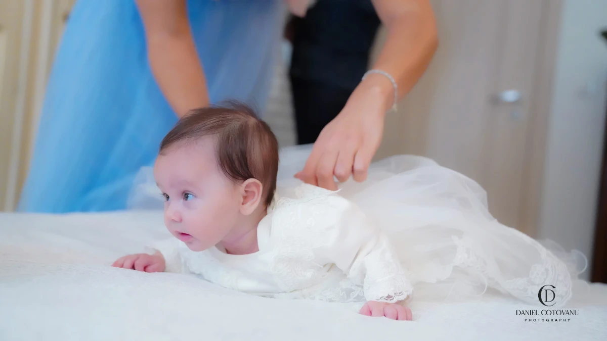 Reportaj foto botez - emoții și zâmbete sincere